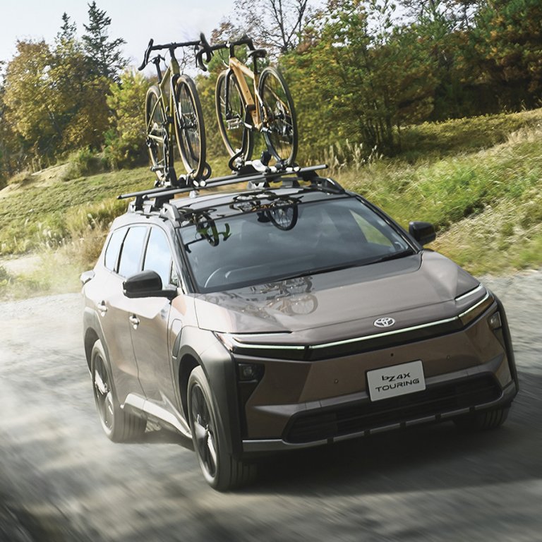 Стартираха продажбите на Toyota bZ4X Touring в Япония