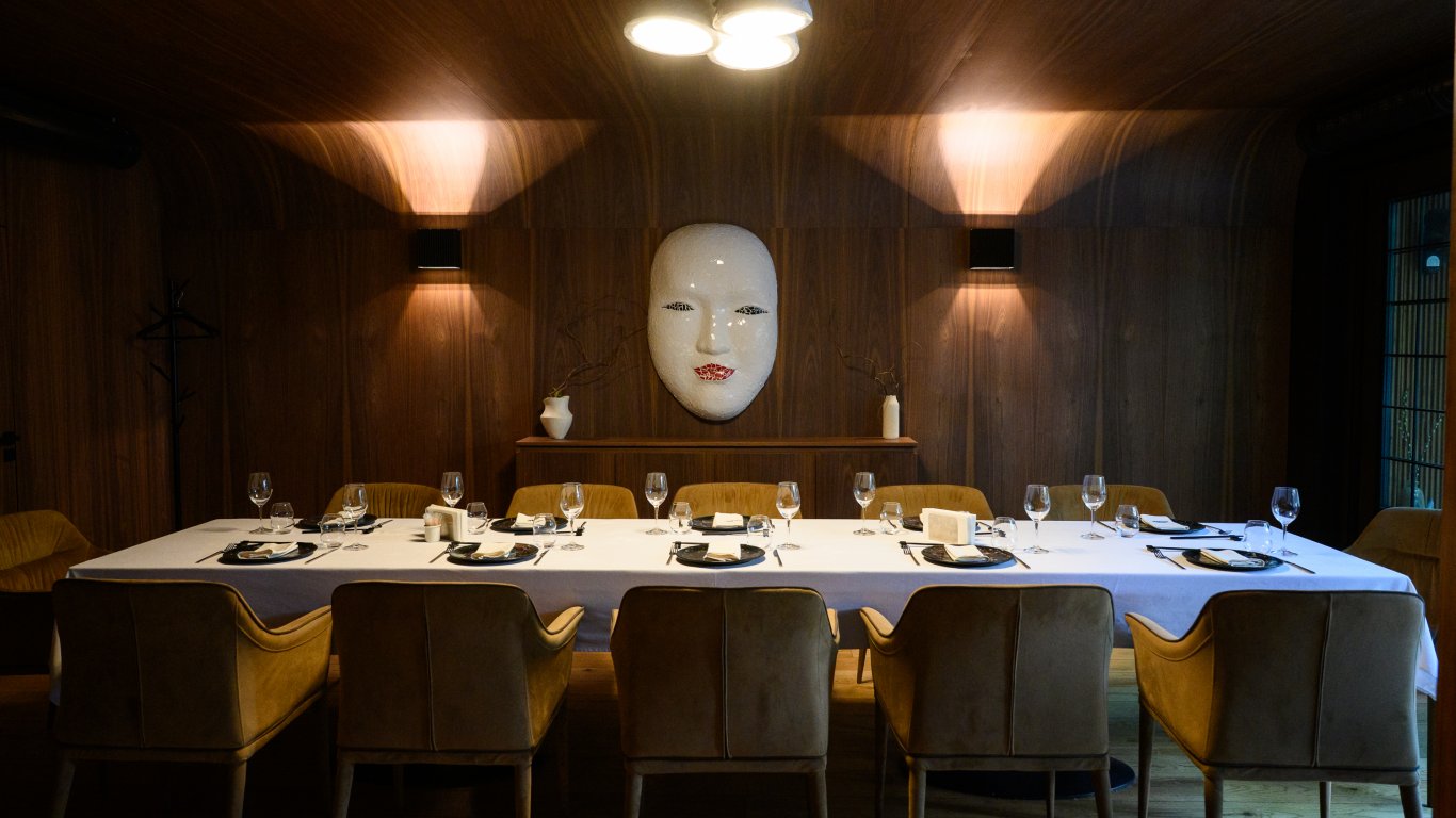 Паназиатска приказка в сърцето на града - там, където вечерята се превръща в пътешествие