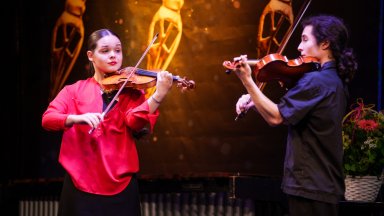 Дебютна самостоятелна изява на цигуларите Олга Дойкова и Владимир Меранлиев в концерта "Сцена на талантите"