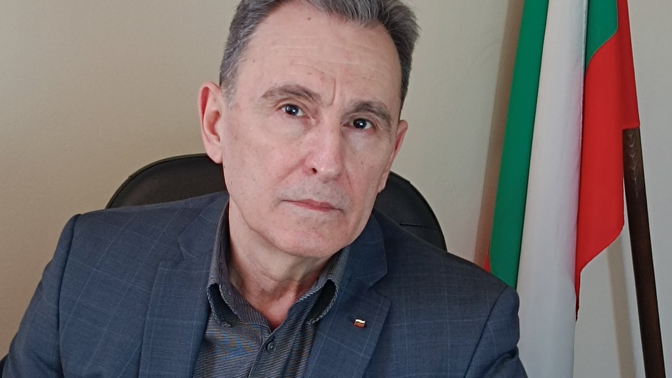Николай Аджеларов бе назначен за главен секретар на Областната управа