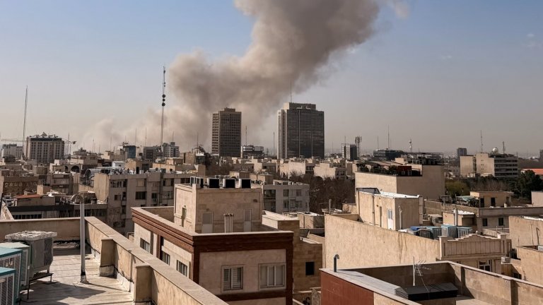 Израел нанесе превантивни удари срещу Иран, координирани със САЩ