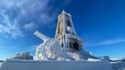 На Шипка всичко е спокойно, скеле няма и ремонтът още не е започнал