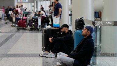 Бъдете нащрек сред хаоса: Измамници крадат лични данни и пари от блокираните туристи в Близкия изток