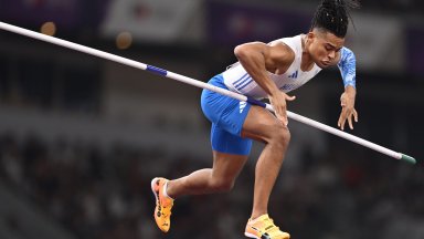 Грък задмина легендите Бубка и Лавийени с резултат №2 в историята (видео)