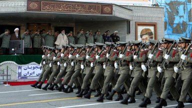 Иран е готов за "дълга война" и има нов военен министър. Пентагонът обяви каква е целта