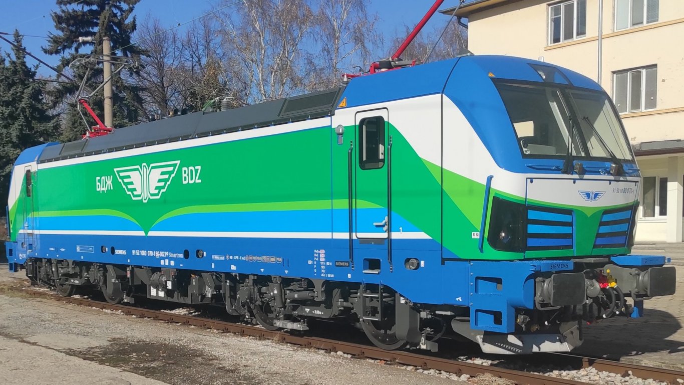 БДЖ представя в Карлово най-новия си локомотив, наименуван на Васил Левски