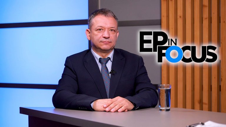 Димитър Гърдев пред Dir.bg: Европа на две скорости е и шанс, но и риск за България