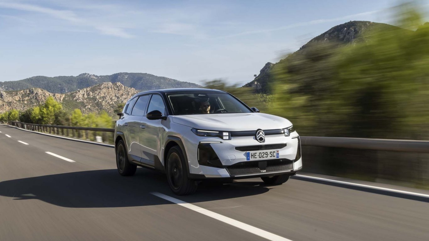 Citroen увеличи мощността и пробега на C5 Aircross PHEV