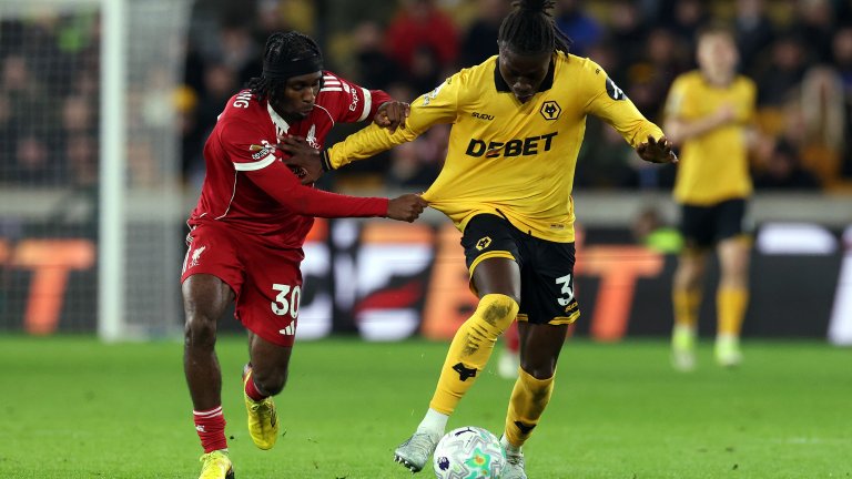 Храбрият Уулвърхемптън подчини и Ливърпул в късна драма