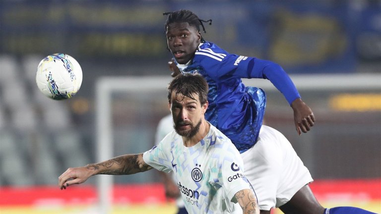 Интер и Комо залостиха вратите и оставиха развръзката за реванша