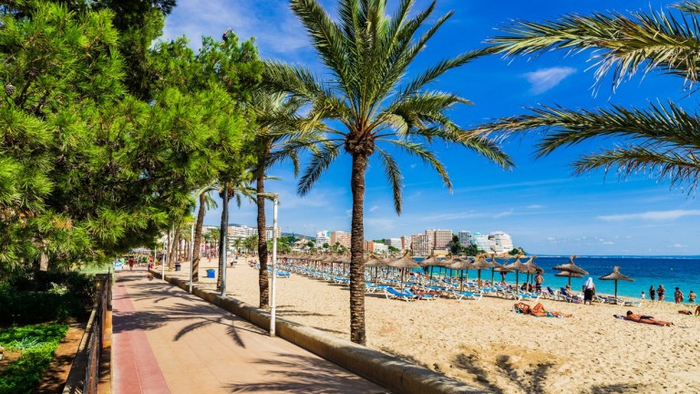 Магалуф: От парти столица до пример за промяна 