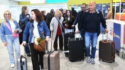 Евакуирането и изтеглянето на българи от района на Близкия изток продължава