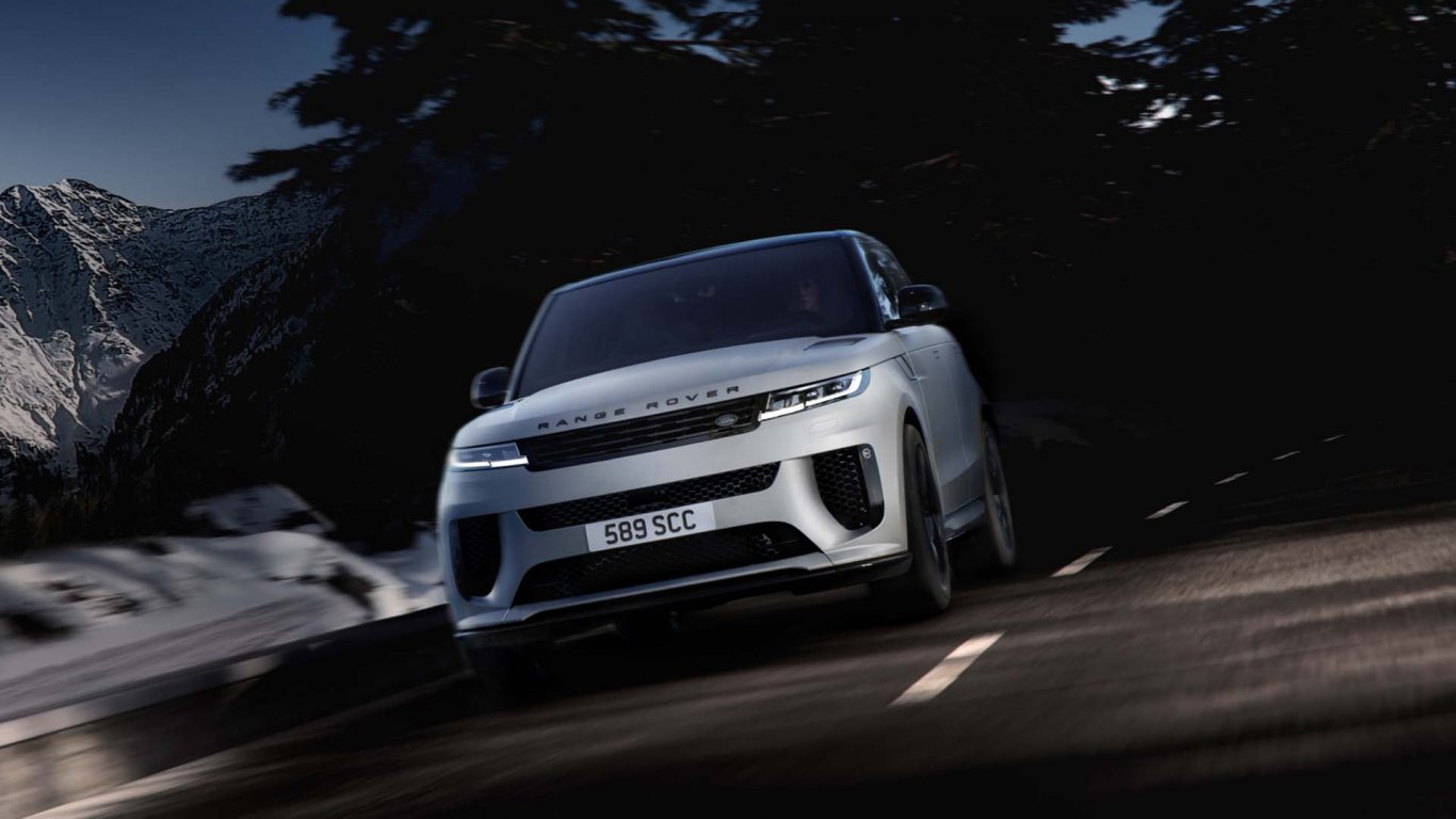 Range Rover Sport се сдоби със специална версия SV Ultimate Edition