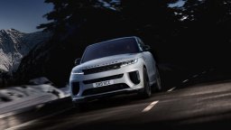Range Rover Sport се сдоби със специална версия SV Ultimate Edition