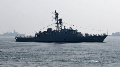 Шри Ланка извади 87 тела от ирански военен кораб, потопен от американска подводница