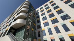 Показаха отвътре първата детска болница в Бургас (снимки)