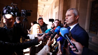 "Възраждане" за енергетиката: Стратегическата енергийна структура под контрола на държавата