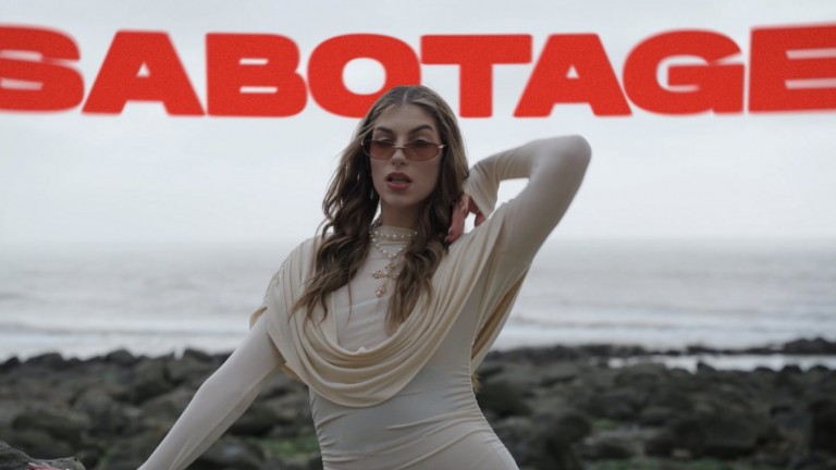 DARSY открива концерта на Криско в Лондон 