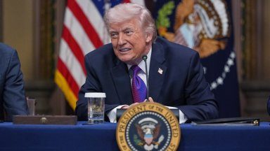 Обвинения срещу Тръмп в сексуално посегателство в нови документи от досиетата "Епстийн"