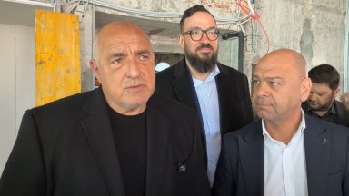 Бойко Борисов: Румен Радев го играе като Царя в кампанията