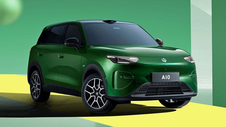 Leapmotor разкри интериора на достъпния кросоувър A10