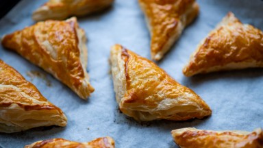 Класически бутер банички със сирене