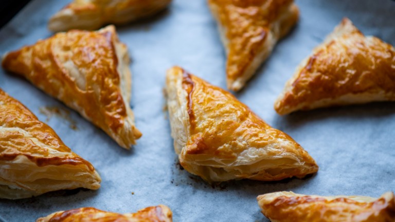 Класически бутер банички със сирене