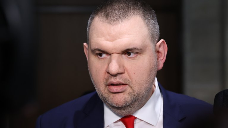 Пеевски ще сезира прокуратурата за твърдения на Теодора Георгиева