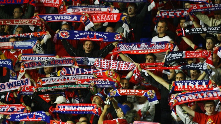 Скандал в Полша: Гранд отказа мач заради забрана на феновете и ще загуби служебно 