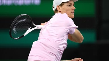 Безмилостен Синер прегази чешки квалификант за 64 минути в Индиън Уелс