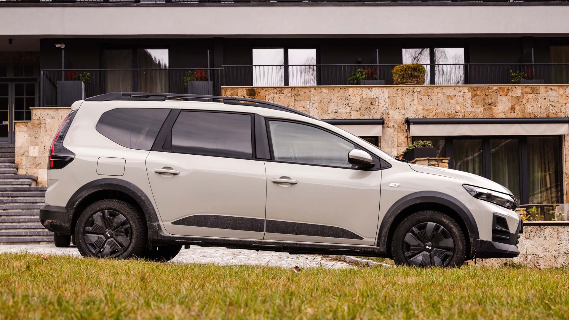 Dacia Jogger Hybrid 155 