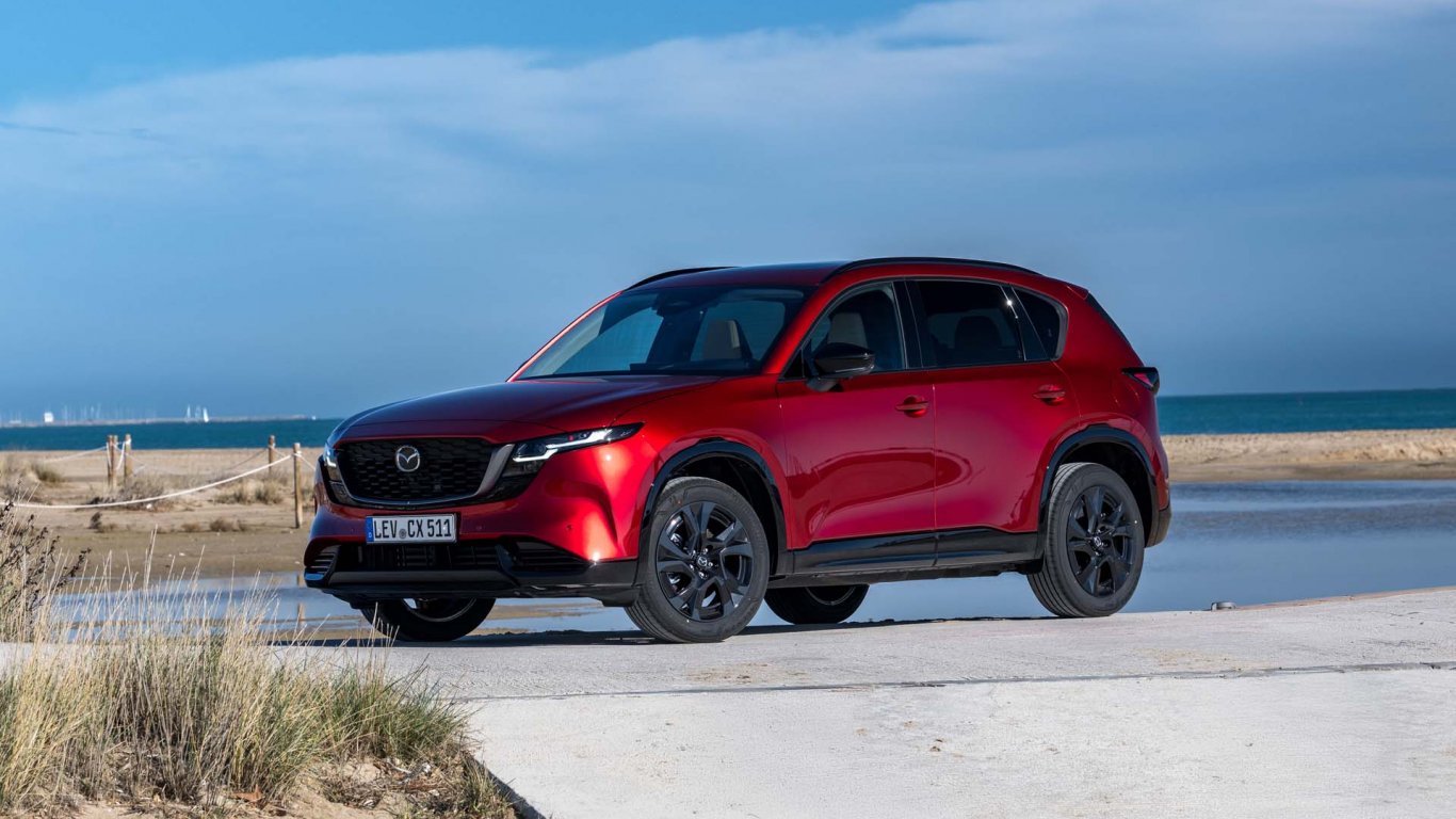 Mazda обмисля офроуд версия на най-популярния си SUV