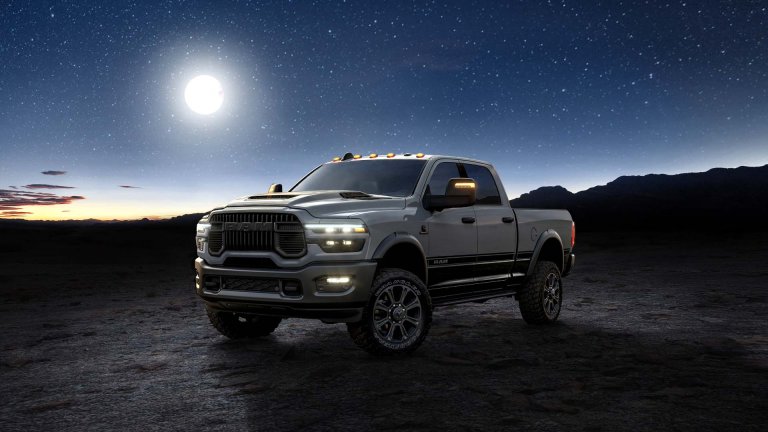 Пикапът Ram 2500 Heavy Duty получи специално издание Lunar Edition