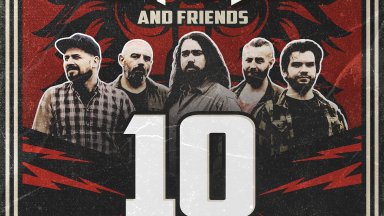 Hellion Stone събират приятели на сцената за своята 10-годишнина на 13 март