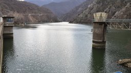 Изпускат превантивно вода от няколко язовира заради очаквани валежи