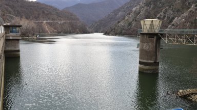Изпускат превантивно вода от няколко язовира заради очаквани валежи