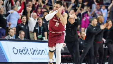 Голям мач за Гавалюгов, прати отбора си на финал за първи път от 2007-а насам (видео)