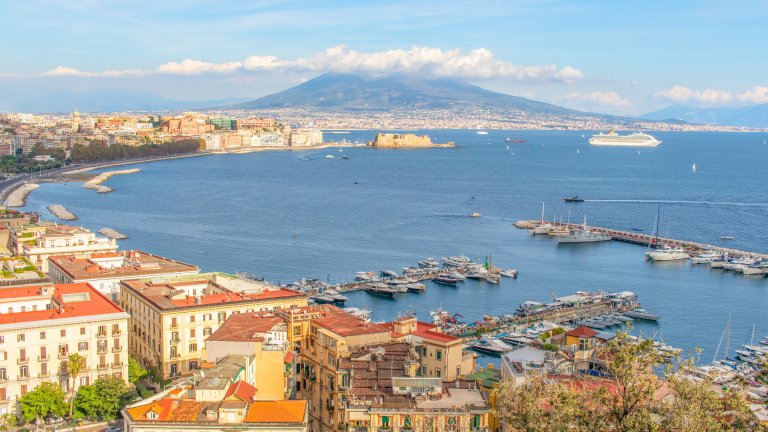 Земетресение от 6 по Рихтер в Тиренско море край западния бряг на Италия