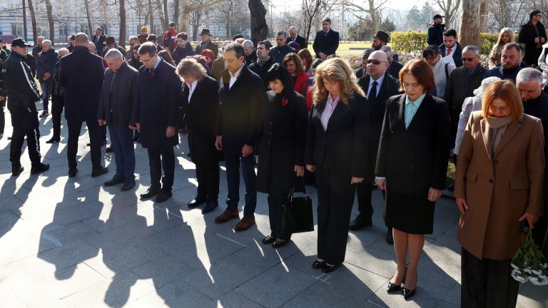 "Холокостът не започна с Аушвиц": България отбеляза 83 г. от спасяването на българските евреи