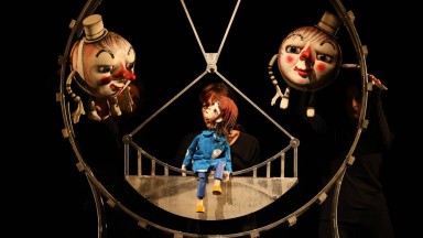 Премиера на "Алиса в страната на чудесата" в Столичен куклен театър