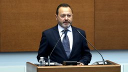 Регионалният министър спря "опорочената" поръчка за €590 млн. за мантинелите