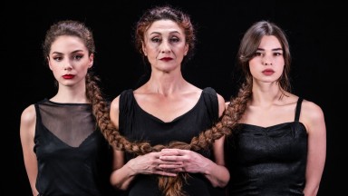 Диана Добрева поставя "Малката Англия" – история за невъзможната любов