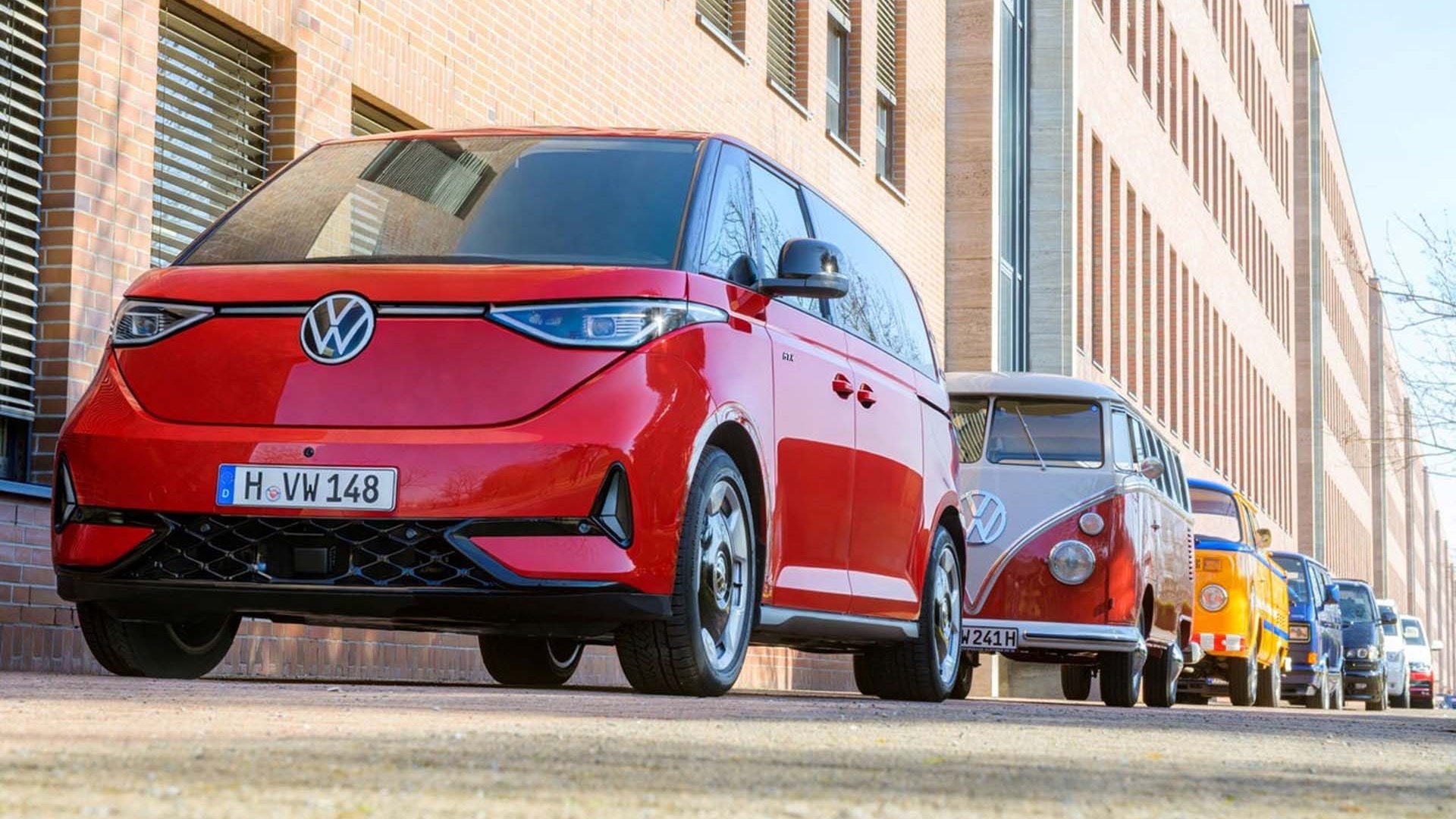 Volkswagen отбеляза 70-годишния юбилей на своя завод в Хановер