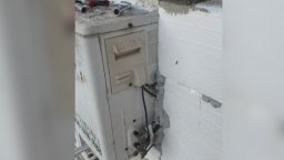"Безплатно" саниране: Зазидаха външните тела на климатиците на бургаски блок