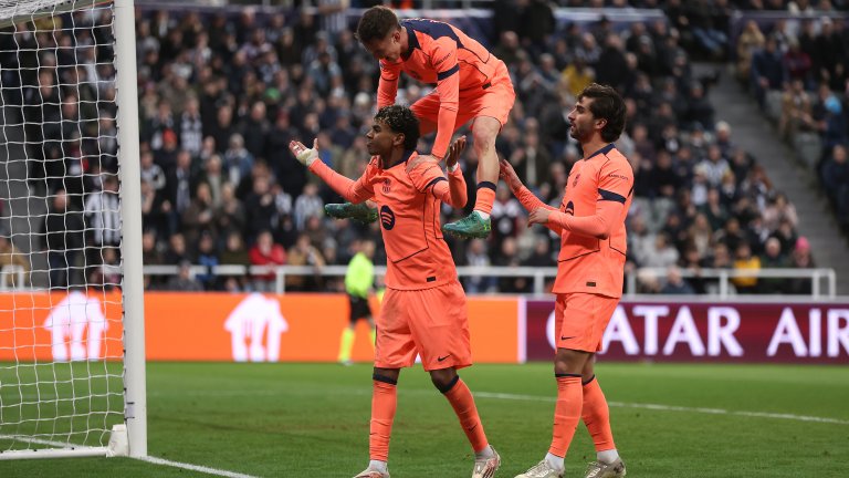 Дузпа в продължението спаси Барселона в мрачния английски Североизток