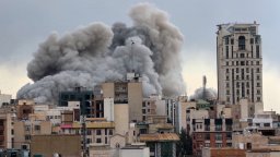 С 200 самолета за 40 секунди Израел и САЩ убили Али Хаменей и останалите от иранския елит