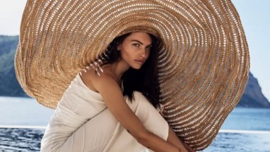 Тилан Блондо, известна като "най-красивото дете в света", се сгоди (снимки)