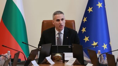 Гюров: 1,6 млн. пенсионери ще получат великденски добавки от 20 или 50 евро като акт на човечност (видео)