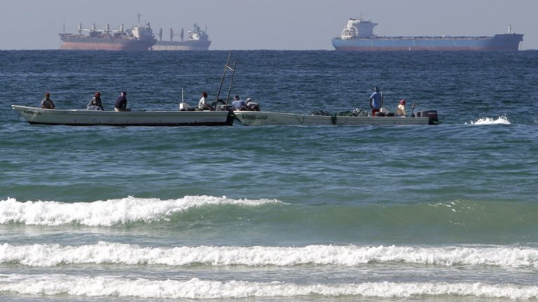 Ормуз се превръща в най-скъпия воден път в света