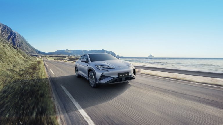 BYD Sealion 7 излиза на пазара като конкурент на Tesla Model Y